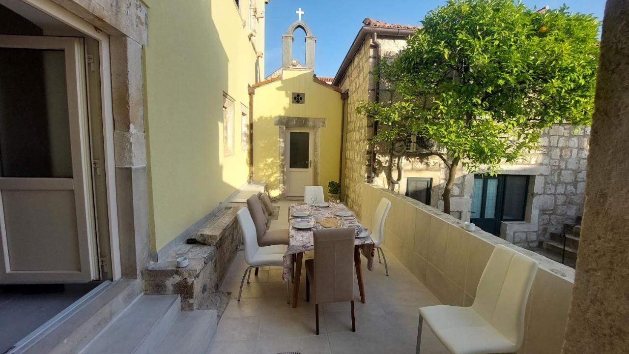 Palace Pernarius Cavtat Buitenkant foto
